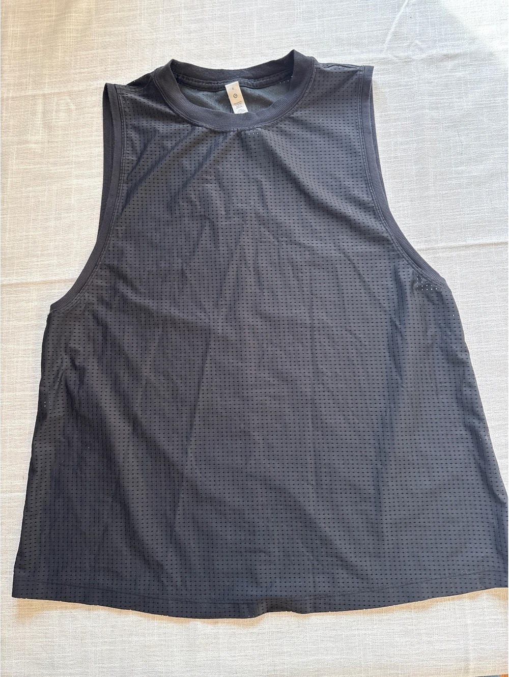 Lululemon Women's Black Sleeveless Athletic Tank Top Size 6